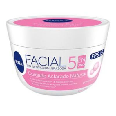 Imagen de Crema facial NIVEA hidratante con fps 15 (50 ml)