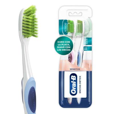 Imagen de Cepillo de dientes ORALB encías detox con cerdas extrasuaves (2  und)